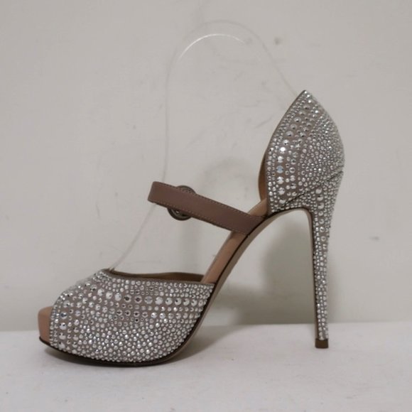 Valentino Microstud Mary Jane Pumps Size 35.5 - Picture 7 of 11
